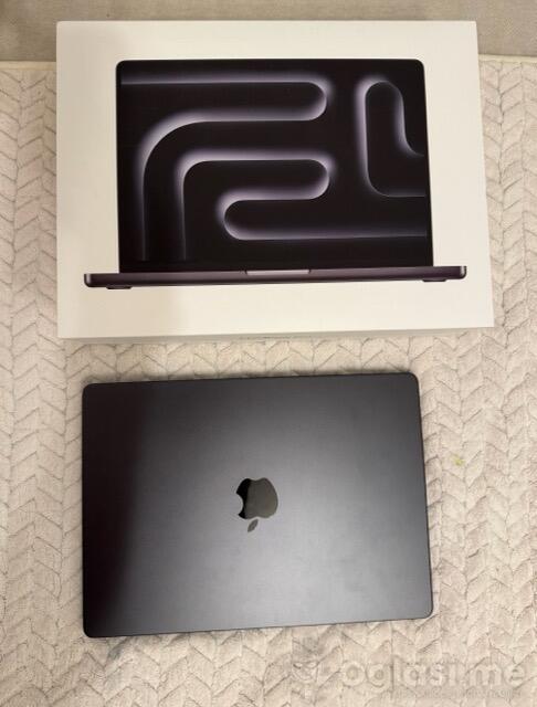 Apple MacBook pro M5  - 14" AMD Ryzen 3 Pro 16GB GB