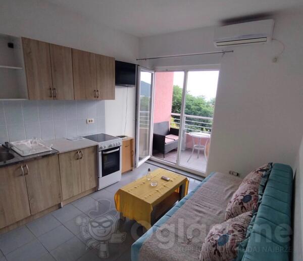 Garsonjera 22m2 - Budva - Lazi