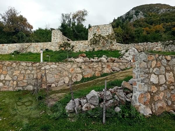 Građevinsko zemljište 500m2 - Bar - Dobra Voda