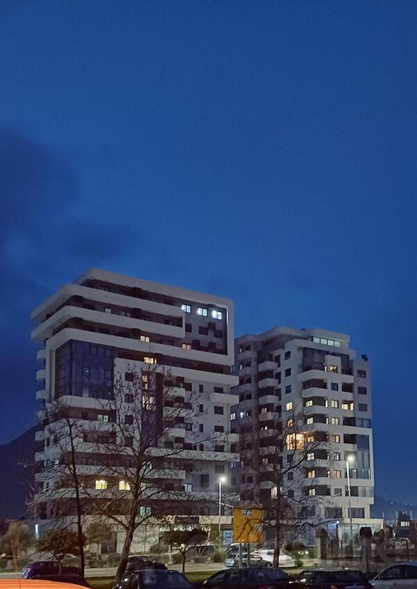 Dvosoban stan 54m2 - Bar - Centar grada