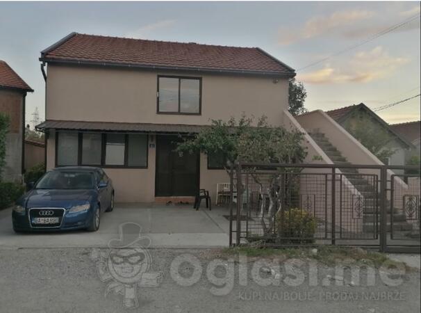 Porodična kuća 1m2 - Podgorica - > Okolina grada