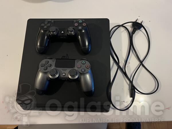 Sony - PlayStation 4