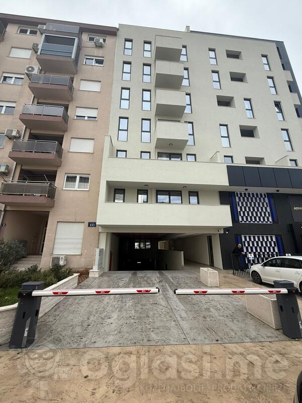 Garaža 15m2 - Budva - Rozino