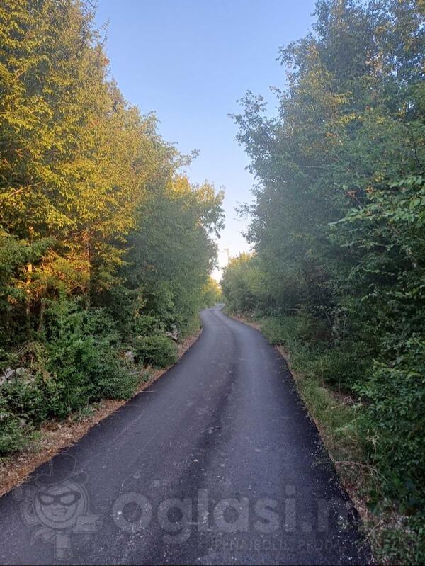 Građevinsko zemljište 1017m2 - Podgorica - > Okolina grada