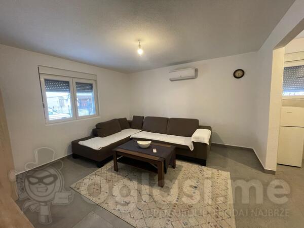 Porodična kuća 80m2 - Podgorica - Konik