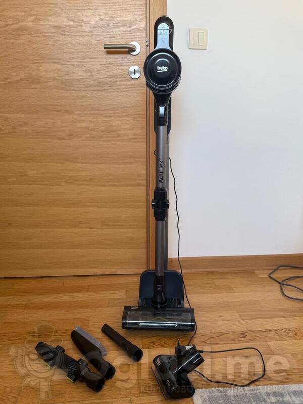 Beko štapni usisivač VRT 94929