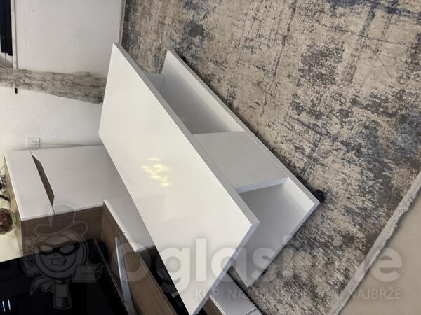 Komplet set za dnevni