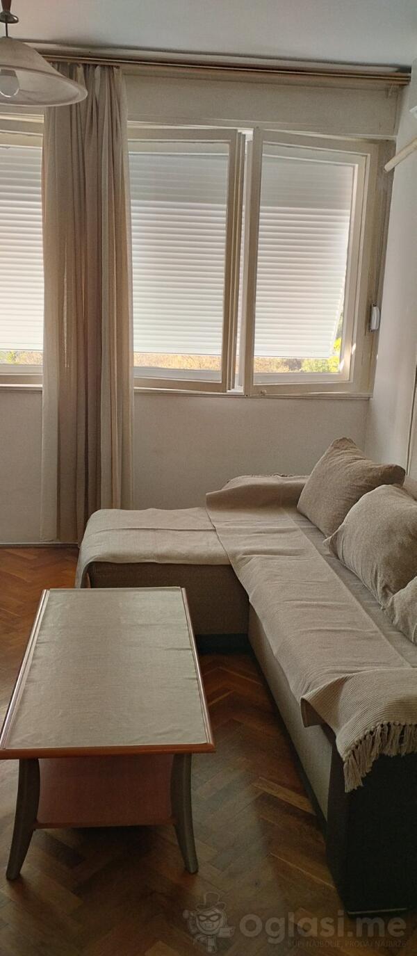 Garsonjera 22m2 - Podgorica - Preko Morače