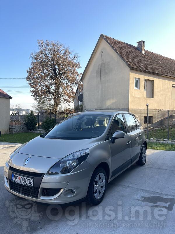 Renault - Scenic - 1.5 dci