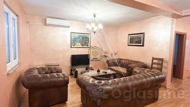 Porodična kuća 220m2 - Podgorica - Konik