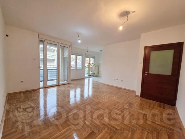 Dvosoban stan 73m2 - Podgorica - Dalmatinska