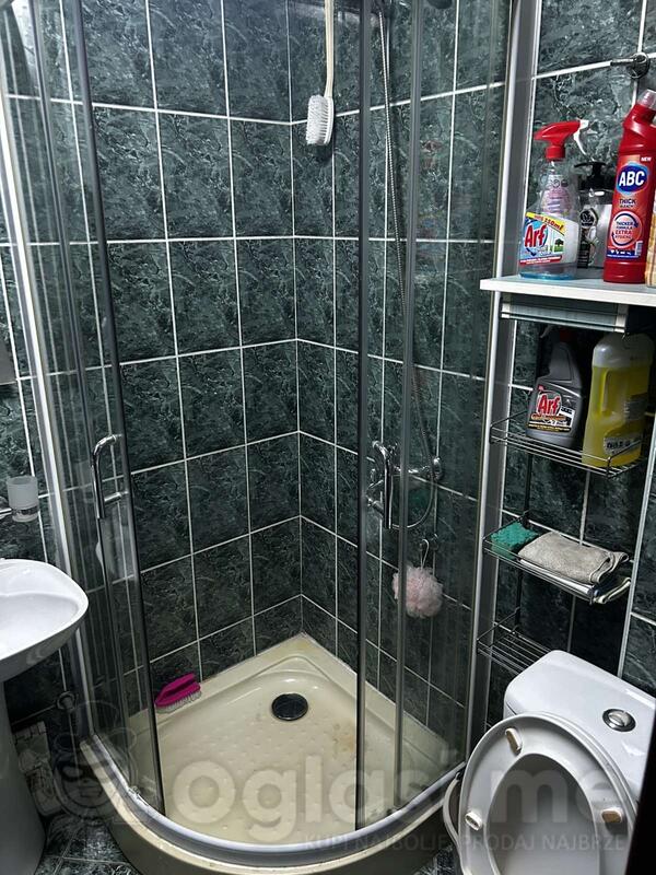 Garsonjera 35m2 - Podgorica - Stari Aerodrom