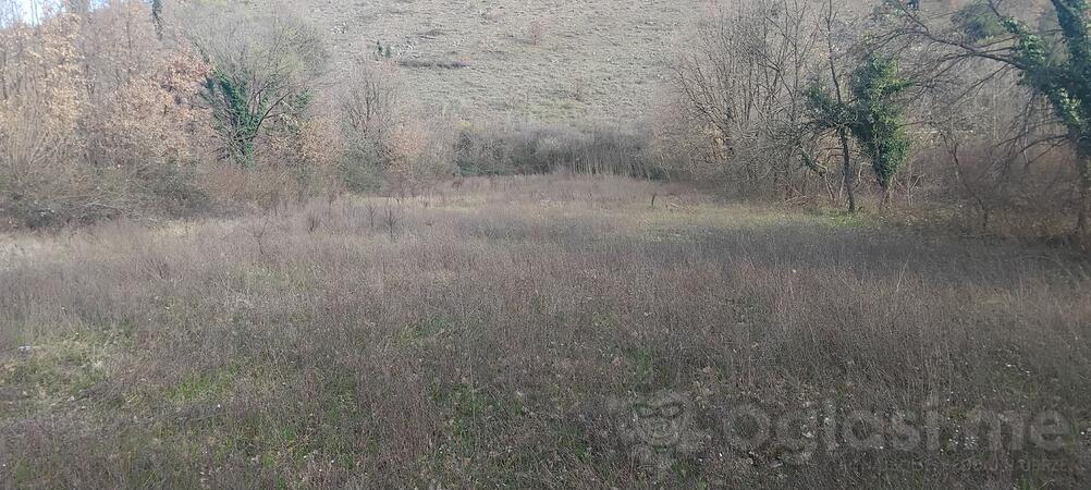 Poljoprivredno zemljište 2400m2 - Podgorica - Dajbabe