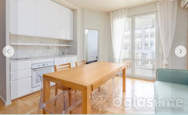 Jednosoban stan 39m2 - Bar - Centar grada