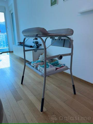 Chicco Cuddle stočić za presvlačenje beba