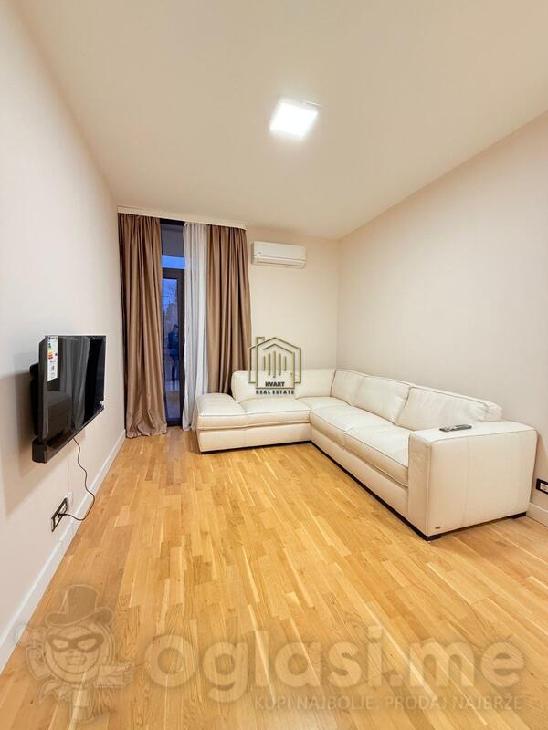 Dvoiposoban stan 73m2 - Podgorica - Blok 9