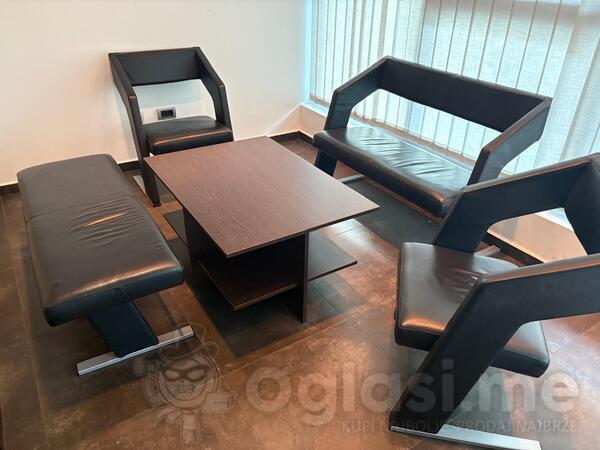 Prodajem kožnu garnituru za sjedenje