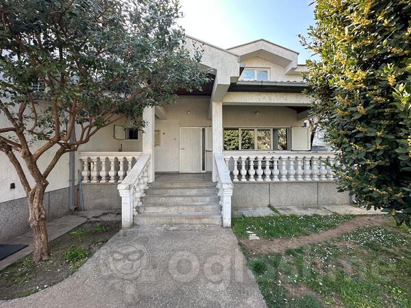 Porodična kuća 250m2 - Podgorica - Zabjelo