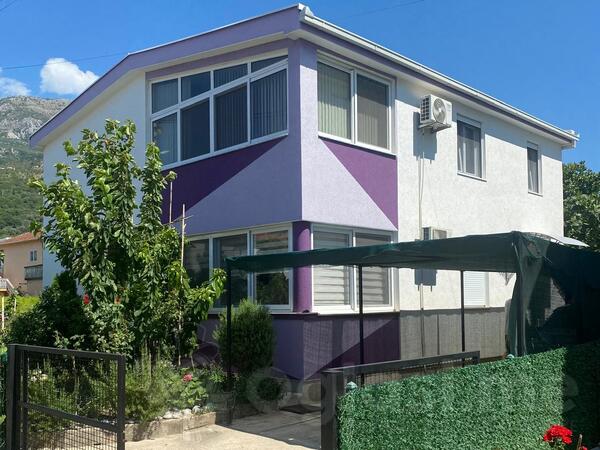 Dvosoban stan 75m2 - Bar - Tomba