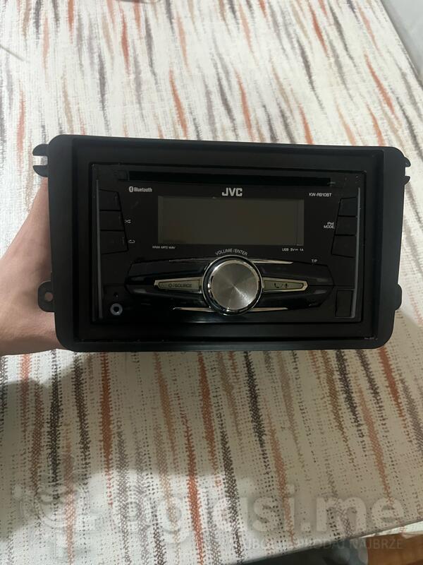 CD / DVD / MC / Radio player