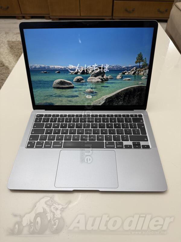 Apple M1 - 13.3" Intel Ostalo 8GB GB