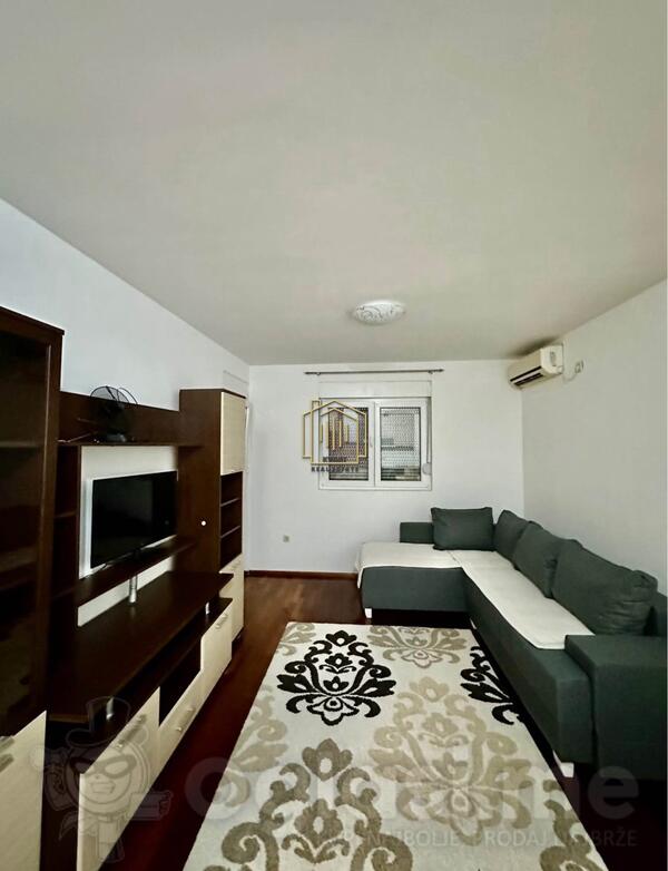 Jednosoban stan 45m2 - Podgorica - Stari Aerodrom