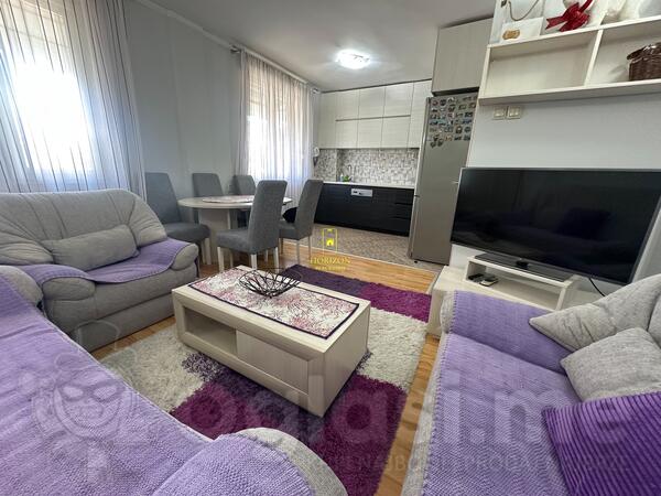 Jednosoban stan 60m2 - Podgorica - Preko Morače