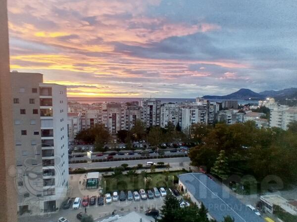 Jednosoban stan 34m2 - Bar - Centar grada