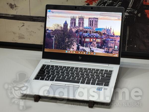 HP - 13.3" Intel i5 16GB GB