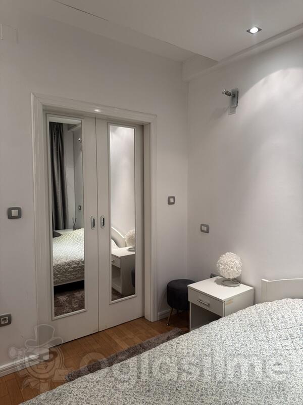 Jednosoban stan 60m2 - Podgorica - Stari Aerodrom