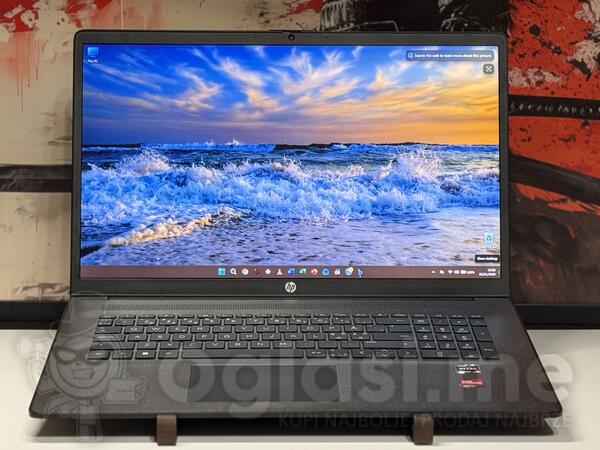 HP - 17.3" AMD Ryzen 5 8GB GB