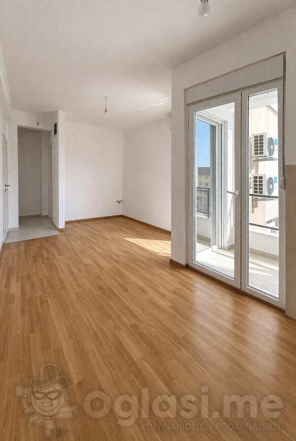 Garsonjera 30m2 - Podgorica - Podgorica (uži dio) Stovarište "Đurović"