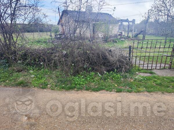 Porodična kuća 40m2 - Danilovgrad - Daljam