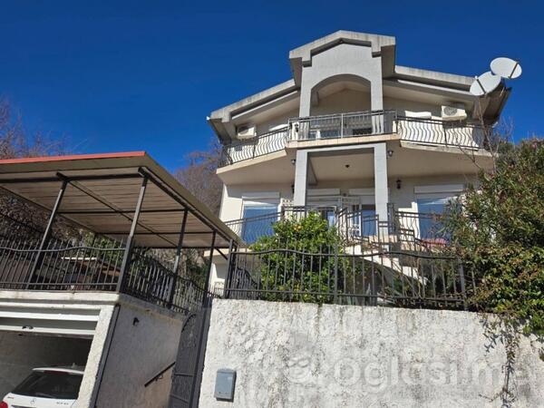 Porodična kuća 276m2 - Budva - Buljarica