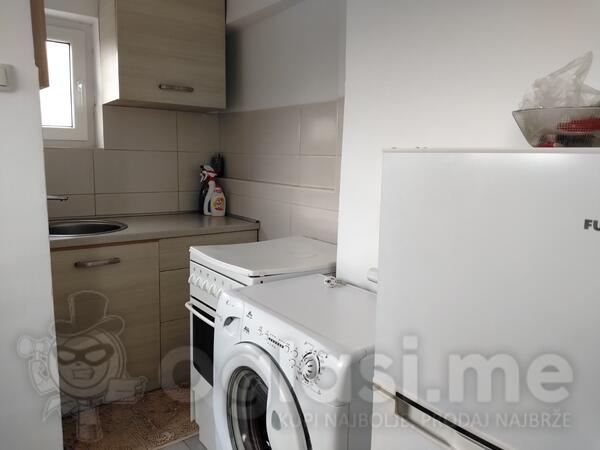 Garsonjera 25m2 - Podgorica - Preko Morače