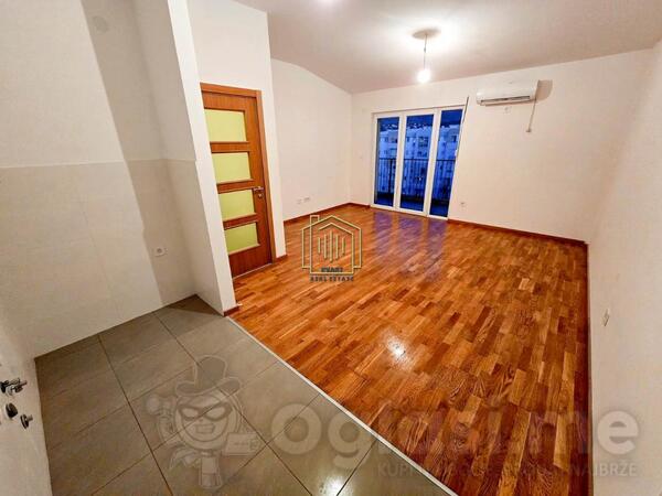 Dvosoban stan 72m2 - Podgorica - Stari Aerodrom