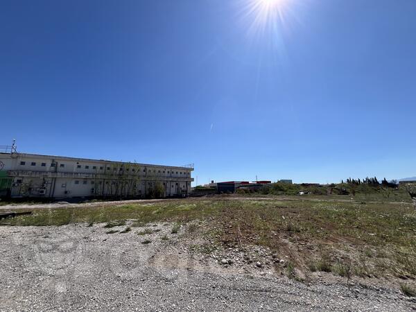 Industrijsko zemljište 5700m2 - Podgorica - Zeta