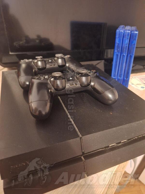 Sony - PlayStation 4