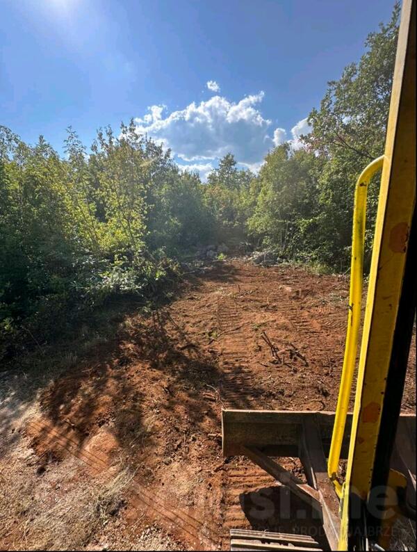 Građevinsko zemljište 600m2 - Danilovgrad - > Okolina grada