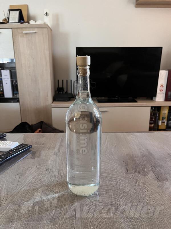 Domaća rakija šljiva i jabuka