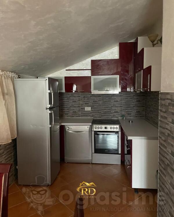 Dvosoban stan 82m2 - Podgorica - Podgorica (uži dio)