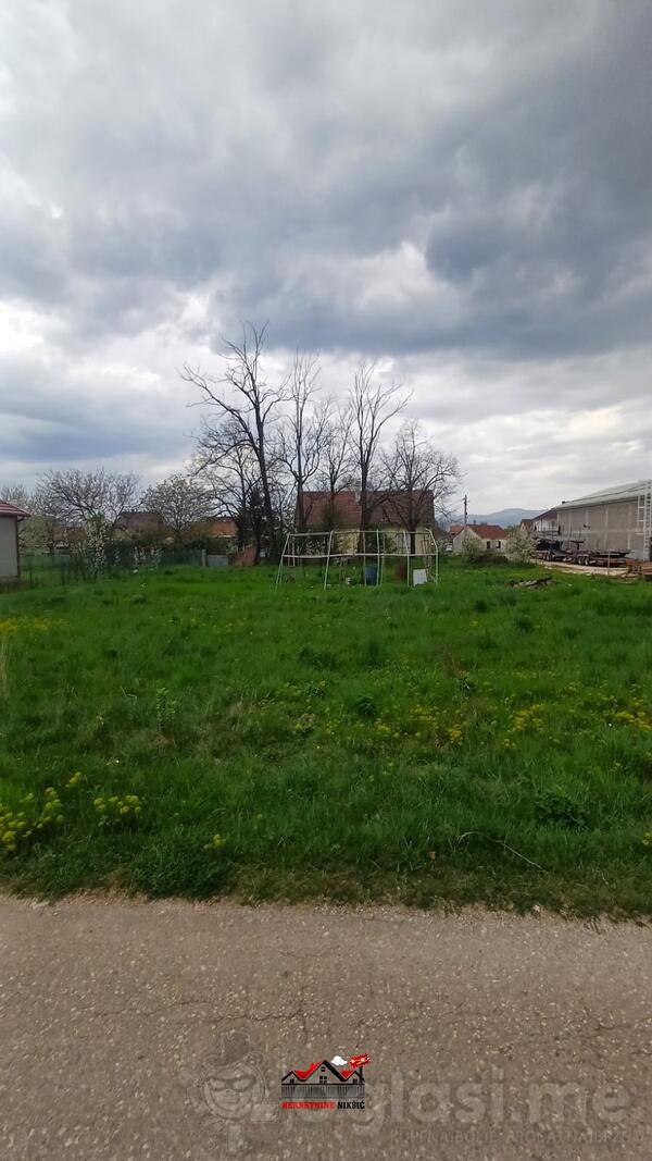Građevinsko zemljište 807m2 - Nikšić - Nikšić (uži dio)