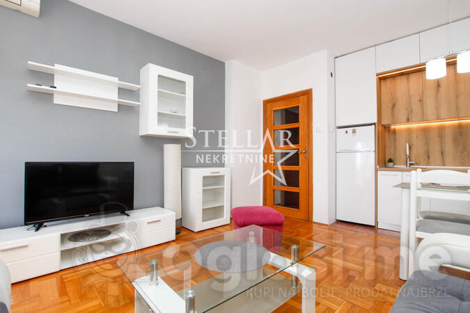 Garsonjera 27m2 - Podgorica - Stari Aerodrom