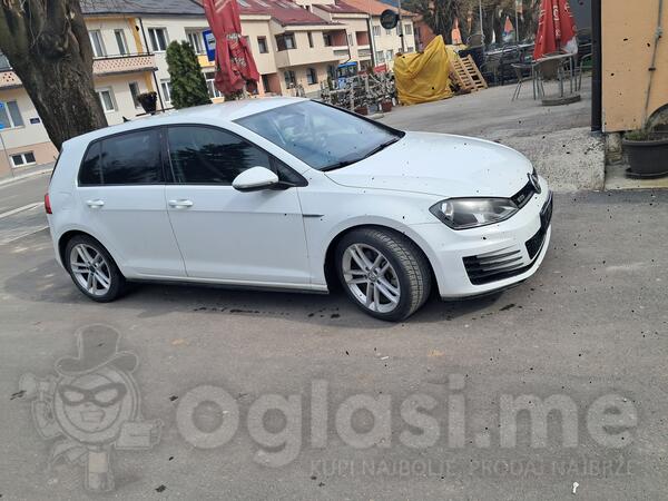 Volkswagen - Golf 7 - 2.0