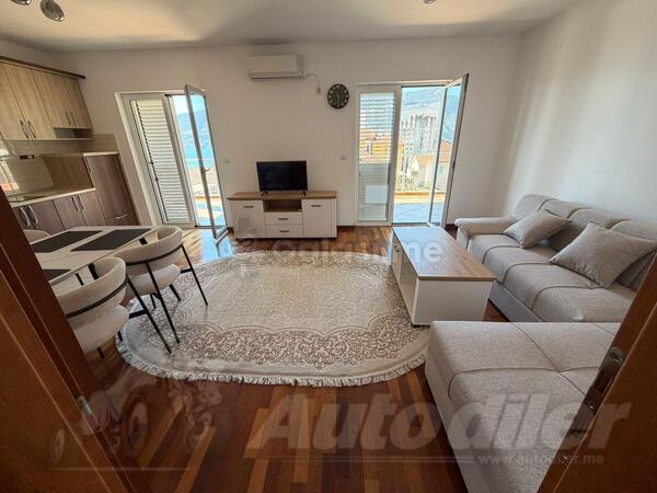 Dvosoban stan 71m2 - Herceg Novi - Bijela Igalo