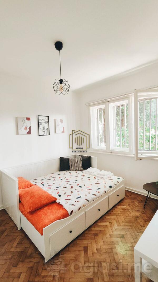 Garsonjera 27m2 - Podgorica - Pobrežje