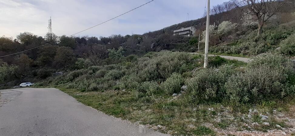 Poljoprivredno zemljište 600m2 - Bar - Bar (uži dio)