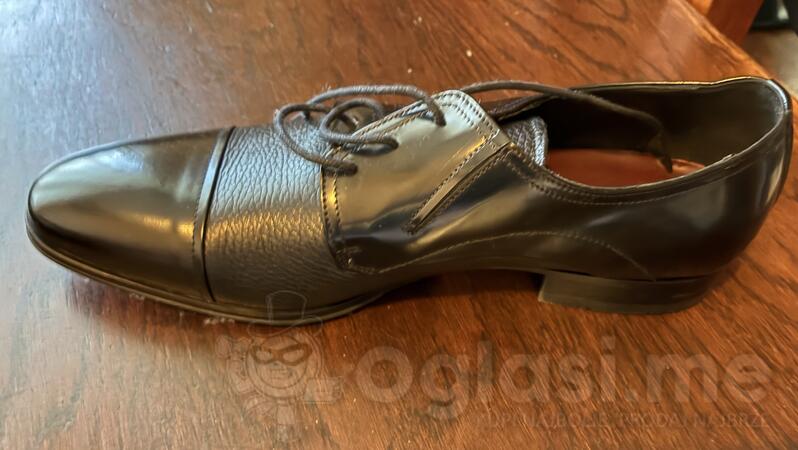 Prodajem NOVE muške elegantne cipele DINO BIGIONI br 44