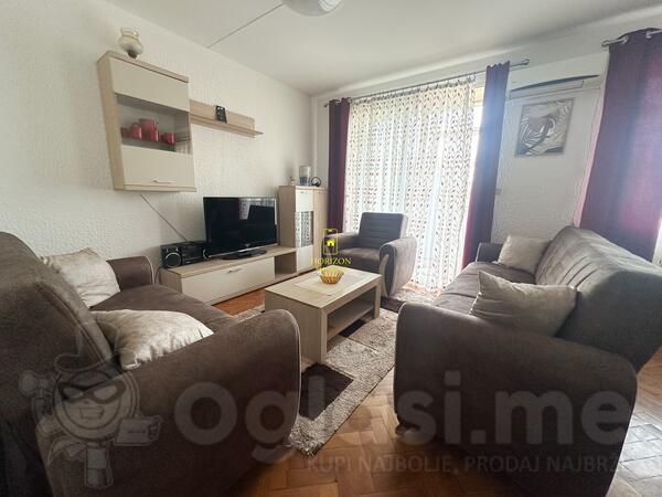 Dvosoban stan 70m2 - Podgorica - Preko Morače