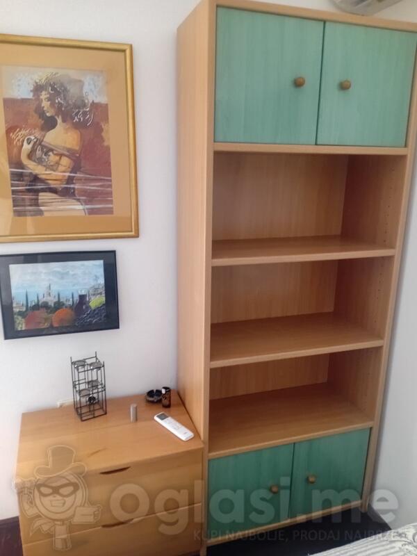 Komoda i noćnik od punog drveta